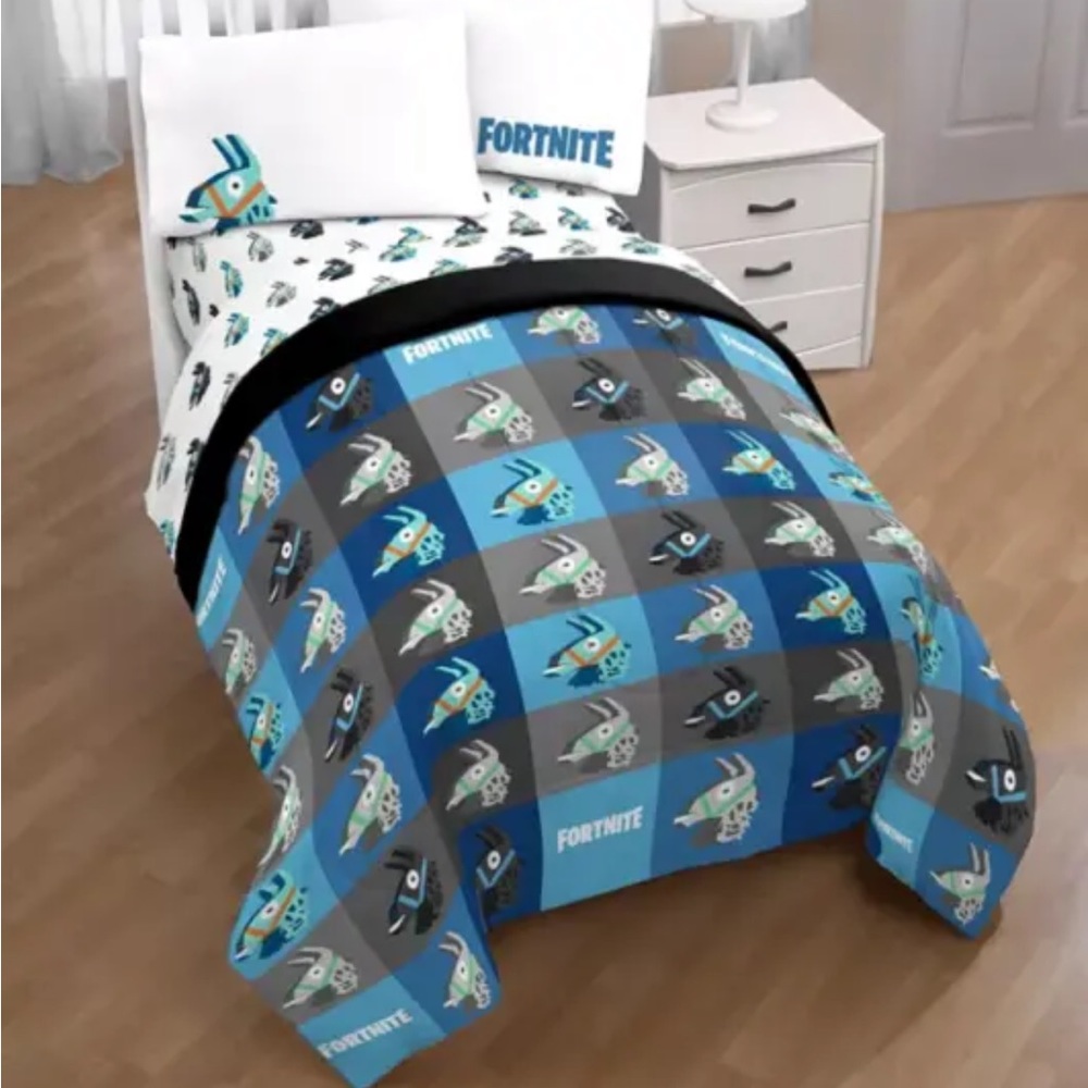 😍 FORNITE Llama Twin/Full  Comforter